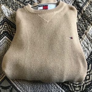 Tommy Hilfiger sweater